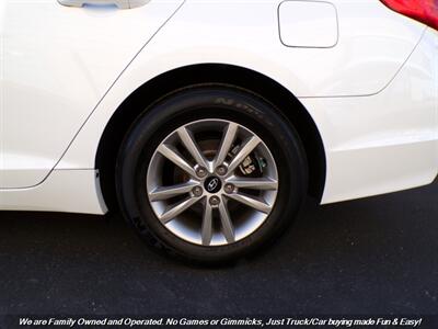 2017 Hyundai Sonata SE   - Photo 44 - Mesa, AZ 85202