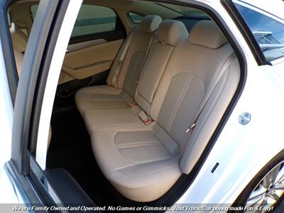 2017 Hyundai Sonata SE   - Photo 20 - Mesa, AZ 85202