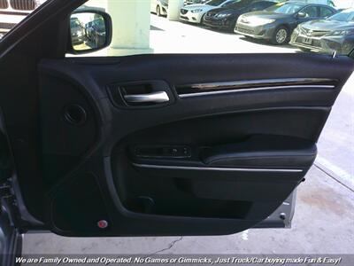 2017 Chrysler 300 Series S - Photo 32 - Mesa, AZ 85202