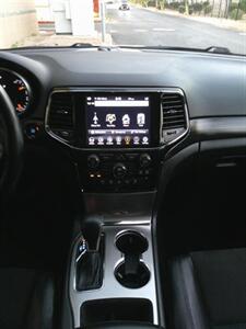 2020 Jeep Grand Cherokee Altitude   - Photo 35 - Mesa, AZ 85202