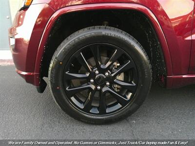 2020 Jeep Grand Cherokee Altitude   - Photo 48 - Mesa, AZ 85202