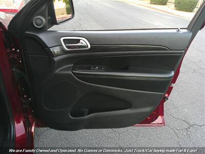 2020 Jeep Grand Cherokee Altitude   - Photo 30 - Mesa, AZ 85202