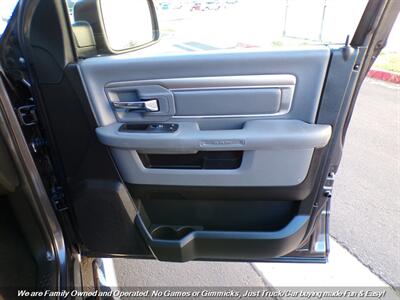 2017 RAM 1500 Crew Cab Big Horn   - Photo 31 - Mesa, AZ 85202
