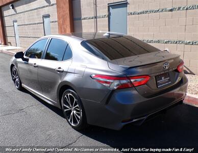 2019 Toyota Camry SE - Photo 6 - Mesa, AZ 85202