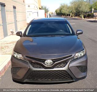 2019 Toyota Camry SE - Photo 2 - Mesa, AZ 85202