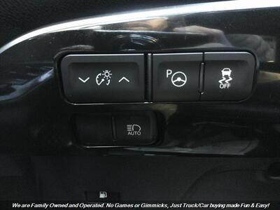 2018 Toyota Prius Four Touring   - Photo 41 - Mesa, AZ 85202
