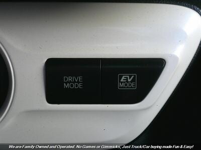 2018 Toyota Prius Four Touring   - Photo 44 - Mesa, AZ 85202