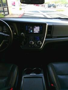 2015 Toyota Sienna SE Premium 8-Passeng - Photo 38 - Mesa, AZ 85202