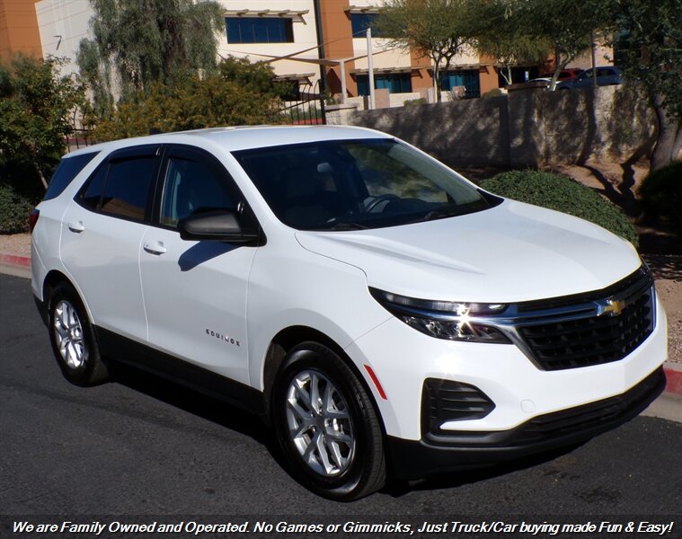 2022 Chevrolet Equinox LS  