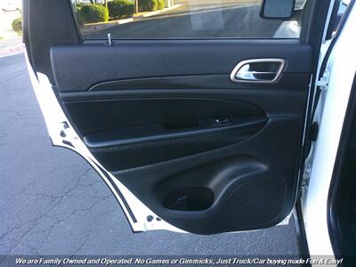 2017 Jeep Grand Cherokee Laredo   - Photo 16 - Mesa, AZ 85202