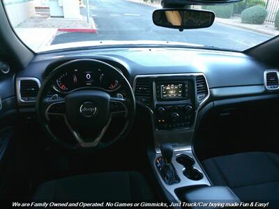 2017 Jeep Grand Cherokee Laredo   - Photo 32 - Mesa, AZ 85202