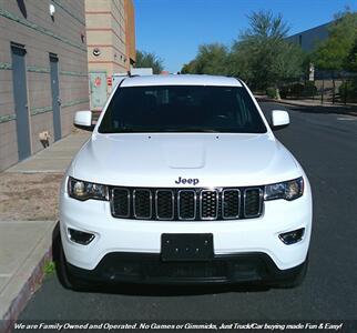 2017 Jeep Grand Cherokee Laredo   - Photo 2 - Mesa, AZ 85202