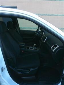 2017 Jeep Grand Cherokee Laredo   - Photo 26 - Mesa, AZ 85202