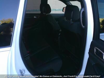 2017 Jeep Grand Cherokee Laredo   - Photo 23 - Mesa, AZ 85202