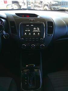 2018 Kia Forte S - Photo 34 - Mesa, AZ 85202