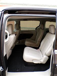 2017 Chrysler Pacifica Touring-L Plus   - Photo 20 - Mesa, AZ 85202