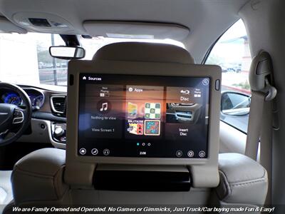 2017 Chrysler Pacifica Touring-L Plus   - Photo 42 - Mesa, AZ 85202