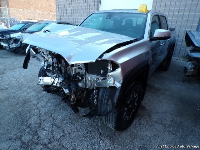 2023 Toyota Tacoma TRD Pro   - Photo 1 - Woodbridge, ON L4L 8L6