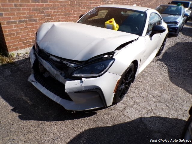 2024 Toyota GR86 Premium  