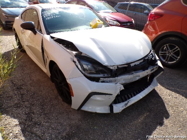 2024 Toyota GR86 Premium  