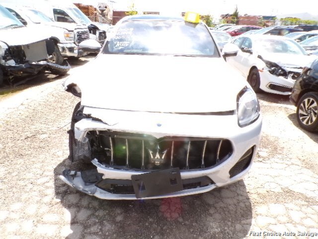 2024 Maserati Grecale  