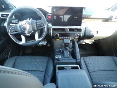 2025 Toyota Tacoma - Photo 10 - Woodbridge, ON L4L 8L6