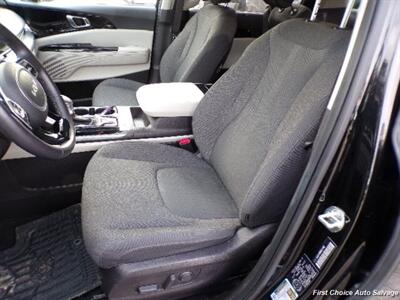 2023 Kia Carnival LX - Photo 9 - Woodbridge, ON L4L 8L6