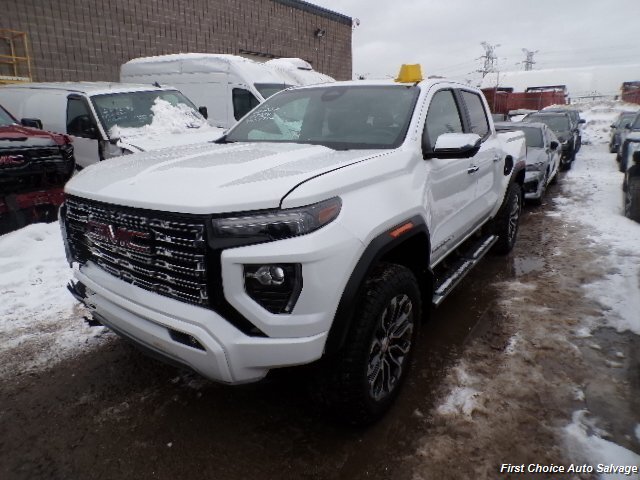 2023 GMC Canyon Denali   - Photo 1 - Woodbridge, ON L4L 8L6