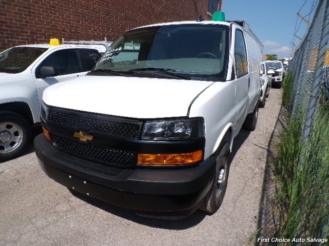 2023 Chevrolet Express 3500  