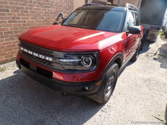2023 Ford Bronco Sport Badlands   - Photo 1 - Woodbridge, ON L4L 8L6