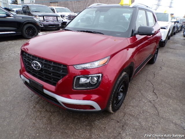 2024 Hyundai VENUE SEL  