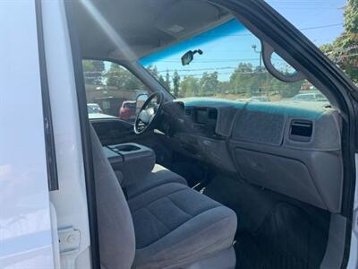 2001 Ford F-250 XLT   - Photo 14 - Porterville, CA 93257