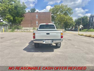 2004 Toyota Tacoma PreRunner V6   - Photo 4 - St. Louis, MO 63116