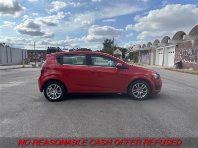 2016 Chevrolet Sonic LT Auto   - Photo 3 - St. Louis, MO 63116