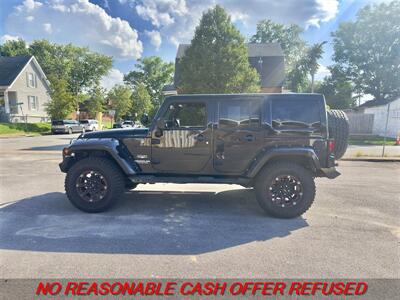 2012 Jeep Wrangler Sahara   - Photo 5 - St. Louis, MO 63116