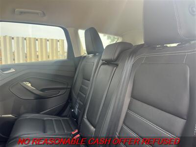 2017 Ford Escape Titanium   - Photo 7 - St. Louis, MO 63116