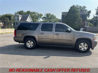 2011 Chevrolet Suburban LT   - Photo 3 - St. Louis, MO 63116