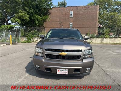 2011 Chevrolet Suburban LT   - Photo 2 - St. Louis, MO 63116