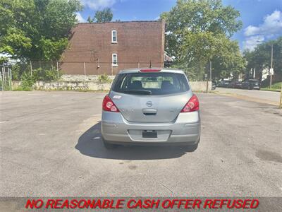 2008 Nissan Versa 1.8 SL   - Photo 4 - St. Louis, MO 63116