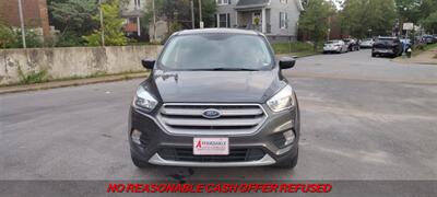 2019 Ford Escape SE   - Photo 2 - St. Louis, MO 63116