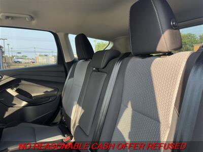 2019 Ford Escape SE   - Photo 7 - St. Louis, MO 63116