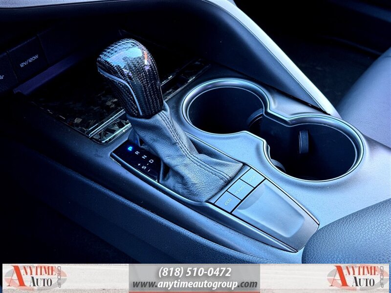 2022 Toyota Camry SE - Photo 19 - Sherman Oaks, CA 91403-1701