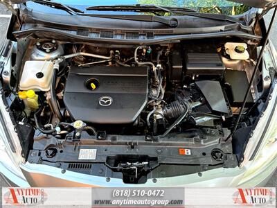 2014 Mazda Mazda5 Sport   - Photo 24 - Sherman Oaks, CA 91403-1701