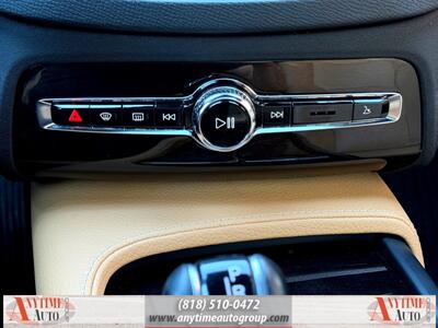 2018 Volvo XC90 T6 Momentum   - Photo 19 - Sherman Oaks, CA 91403-1701