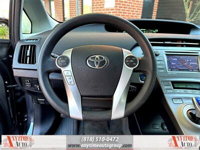 2014 Toyota Prius Three   - Photo 19 - Sherman Oaks, CA 91403-1701