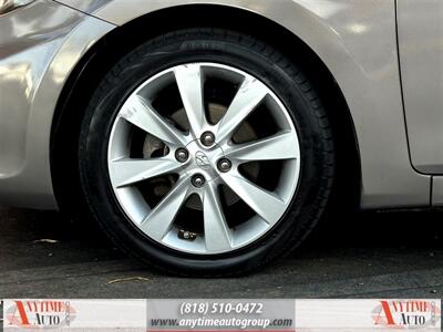 2013 Hyundai ACCENT SE   - Photo 24 - Sherman Oaks, CA 91403-1701