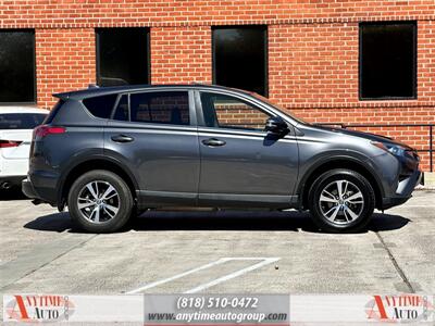 2018 Toyota RAV4 XLE   - Photo 8 - Sherman Oaks, CA 91403-1701