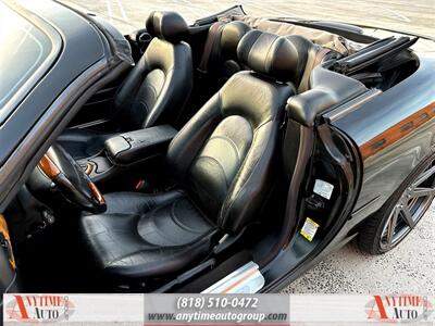 2002 Jaguar XKR XKR Base   - Photo 14 - Sherman Oaks, CA 91403-1701