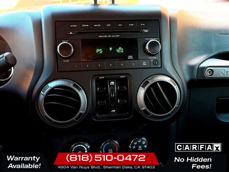 2016 Jeep Wrangler Unlimited Sport S   - Photo 17 - Sherman Oaks, CA 91403-1701