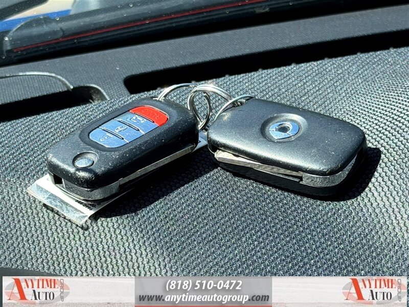 2016 Smart fortwo Passion - Photo 23 - Sherman Oaks, CA 91403-1701